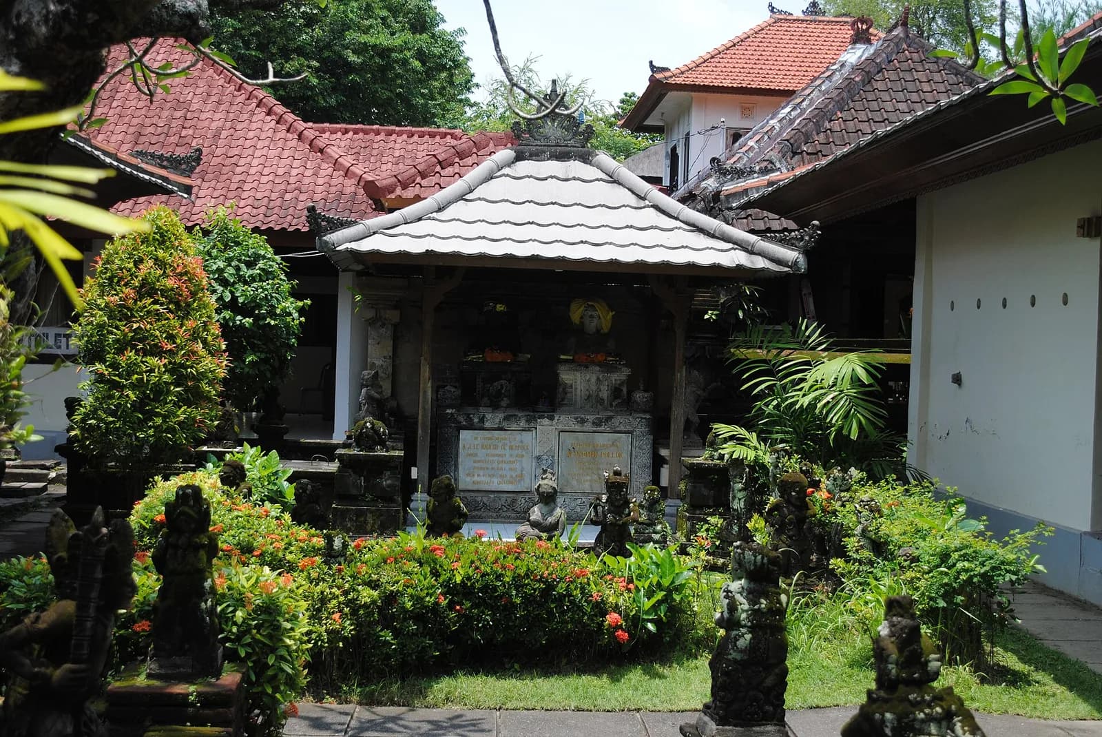 Tropical garden and traditional pavilion at the Le Mayeur Museum, the painter's former house in Sanur, Bali
